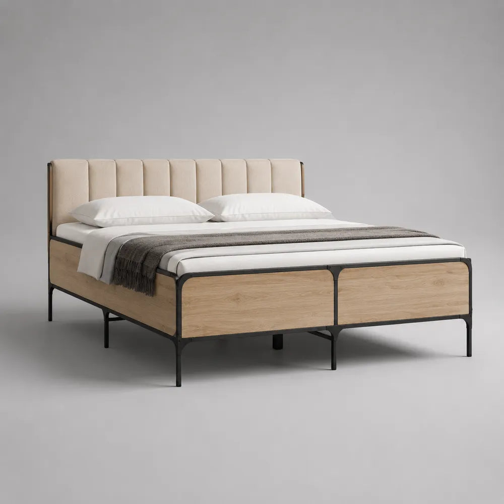 Letto matrimoniale imbottito con testiera in tessuto beige e pannelli MDF effetto legno naturale struttura in metallo nero 160 x 200 cm